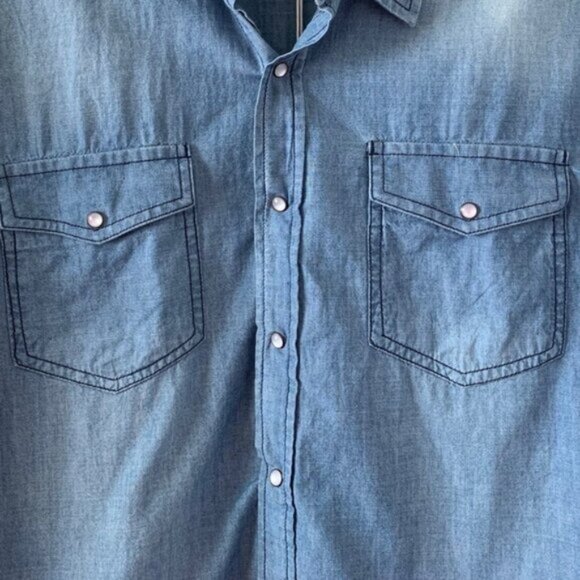 FREE PEOPLE One Teaspoon Chambray Button Down Denim Shirt Frayed Blue Size XS - Picture 9 of 16